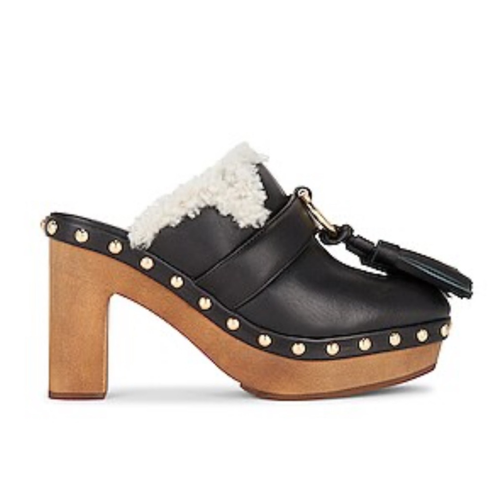 Ulla Johnson Vera Tassel Leather Clog in Noir
with Shearling Lining in …